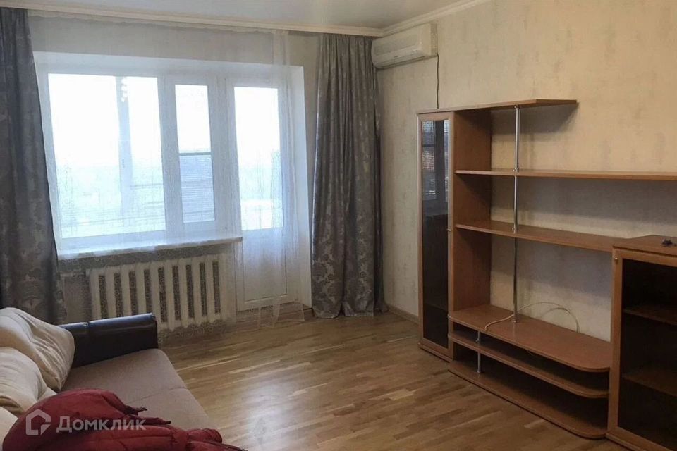 Продаётся 1-комнатная квартира, 37.2 м²