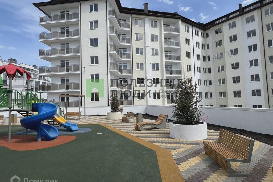 Продаётся 1-комнатная квартира, 37.7 м²