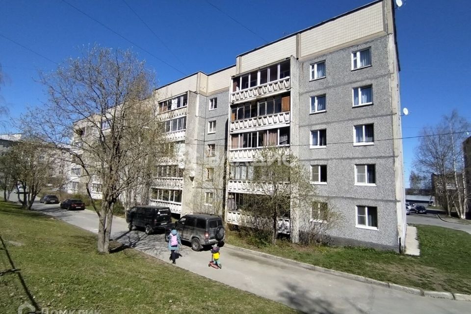 Продаётся 1-комнатная квартира, 35.7 м²