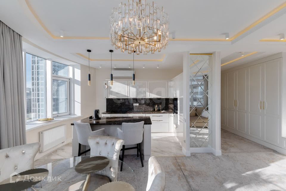 Сдаётся 2-комнатная квартира, 78 м²