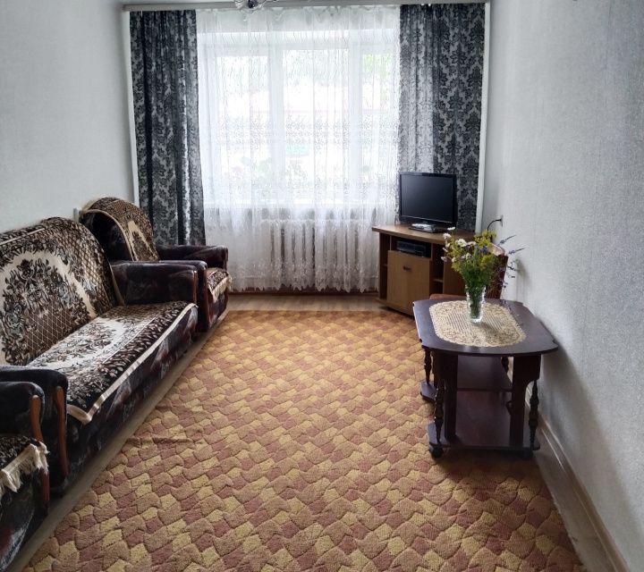 Продаётся 3-комнатная квартира, 59.7 м²