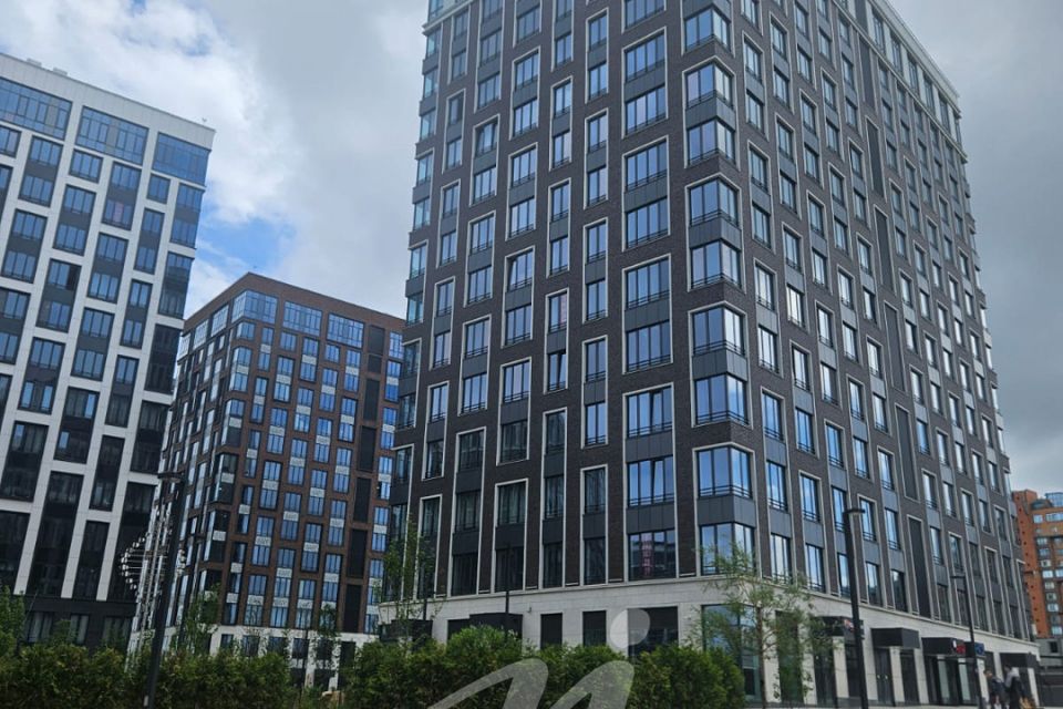 Продаётся 5-комнатная квартира, 169.2 м²