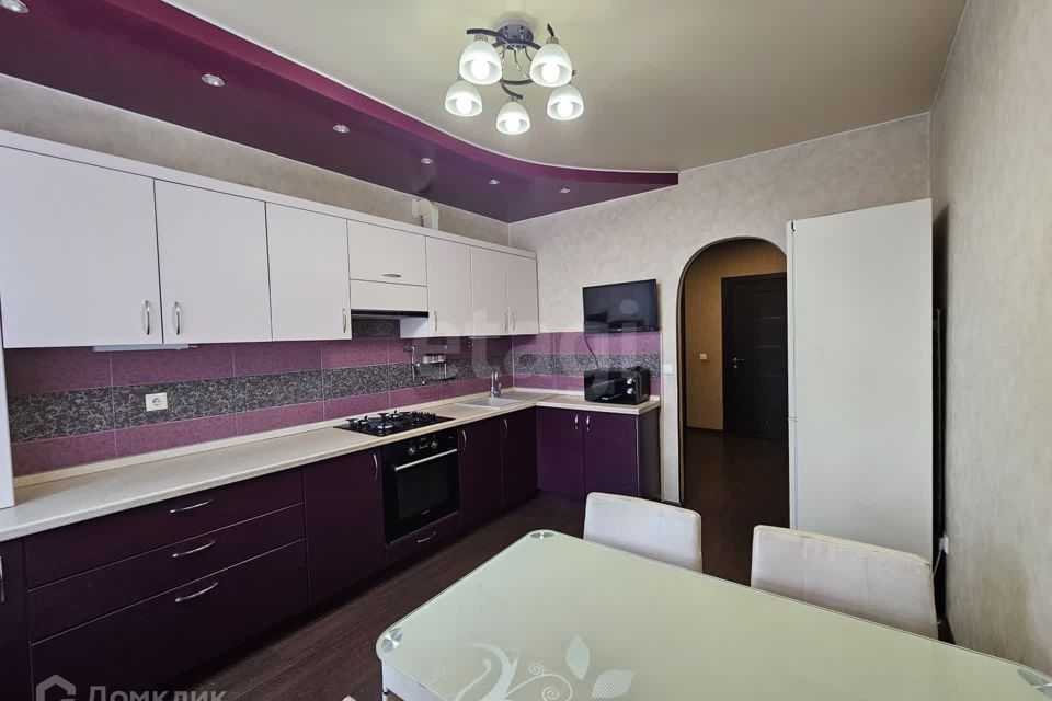 Продаётся 2-комнатная квартира, 58.6 м²