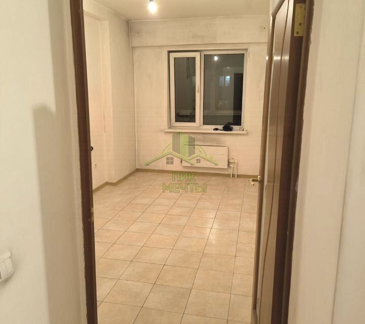 Продаётся 1-комнатная квартира, 41.7 м²