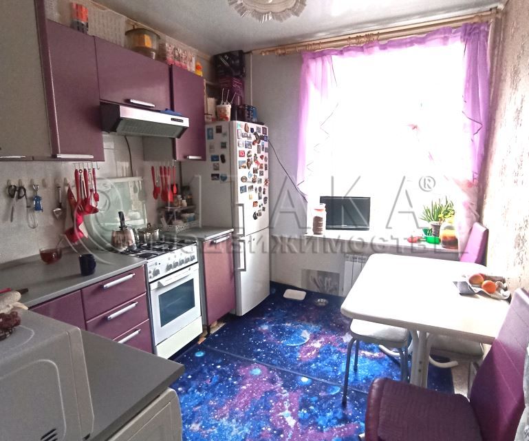 Продаётся 3-комнатная квартира, 56 м²