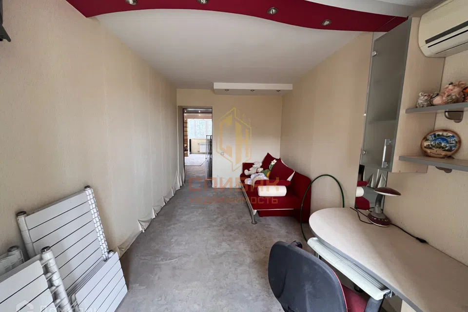 Продаётся 4-комнатная квартира, 81.1 м²