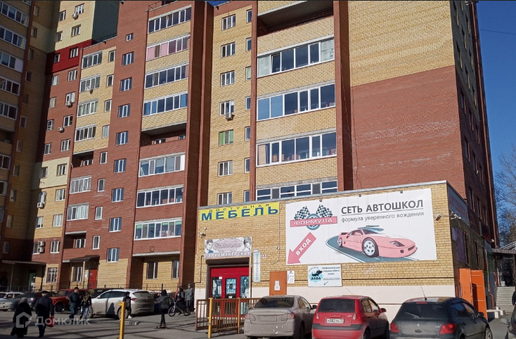 Продаётся 2-комнатная квартира, 100.8 м²