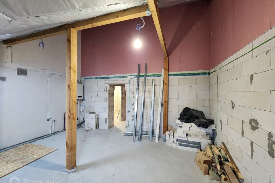 Продаётся 2-комнатная квартира, 76.9 м²
