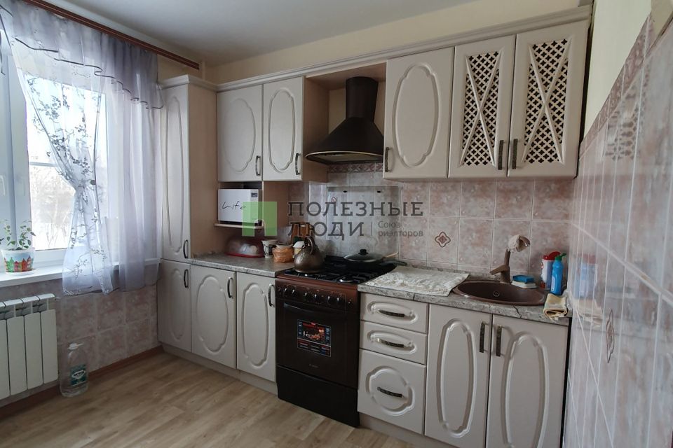 Продаётся 4-комнатная квартира, 81.7 м²