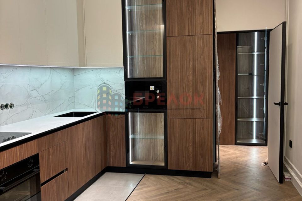 Продаётся 2-комнатная квартира, 65 м²