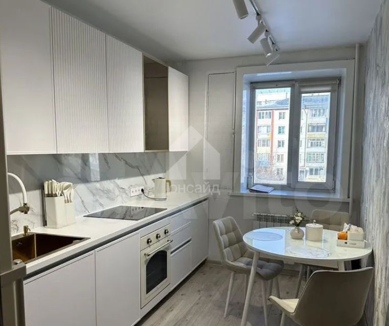 Продаётся 3-комнатная квартира, 62 м²