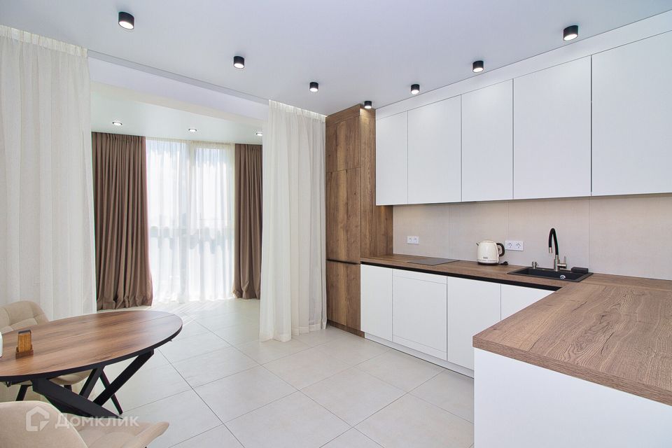 Продаётся 1-комнатная квартира, 57.1 м²