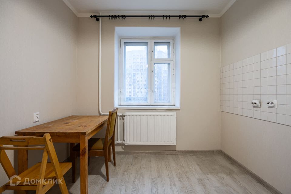 Продаётся 2-комнатная квартира, 55.6 м²