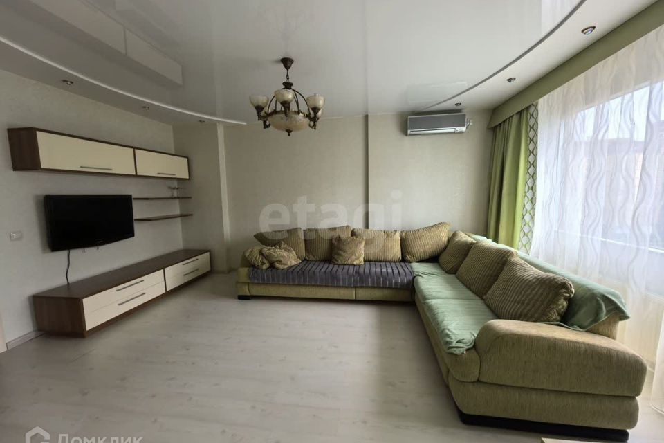 Сдаётся 2-комнатная квартира, 73 м²