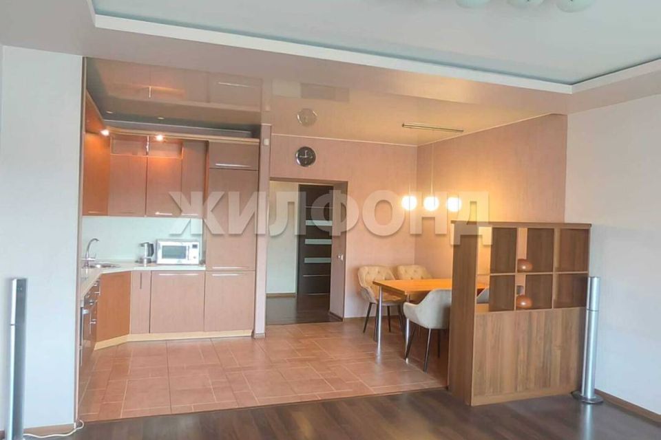 Продаётся 4-комнатная квартира, 104 м²