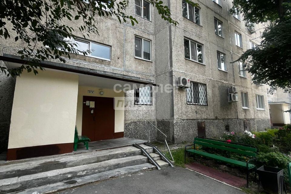 Сдаётся 2-комнатная квартира, 50.5 м²