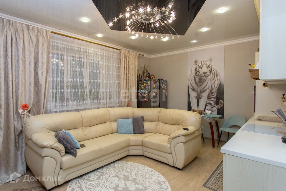 Продаётся 2-комнатная квартира, 71.9 м²