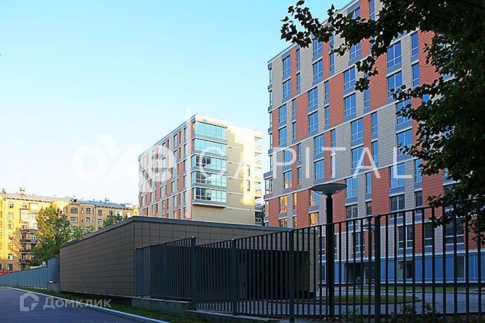 Продаётся 5-комнатная квартира, 250.5 м²