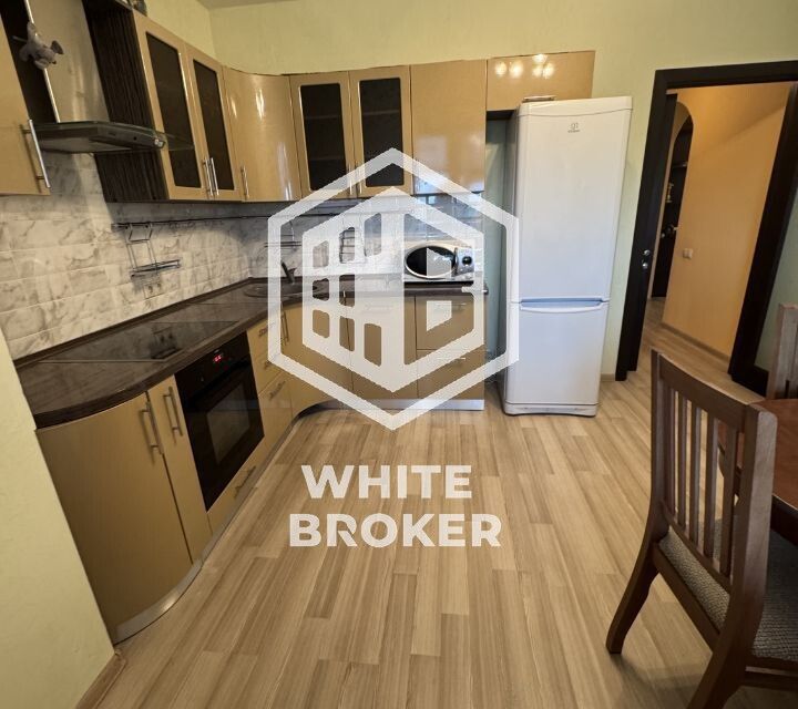 Продаётся 1-комнатная квартира, 57.3 м²