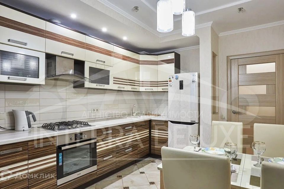 Сдаётся 2-комнатная квартира, 52 м²