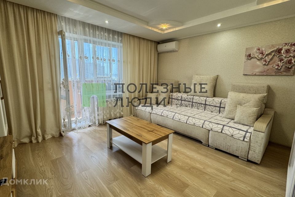 Продаётся 1-комнатная квартира, 41 м²