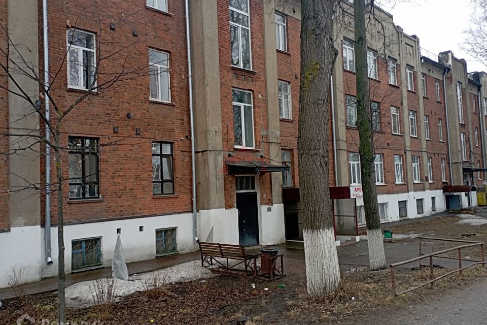 Продаётся 3-комнатная квартира, 64 м²