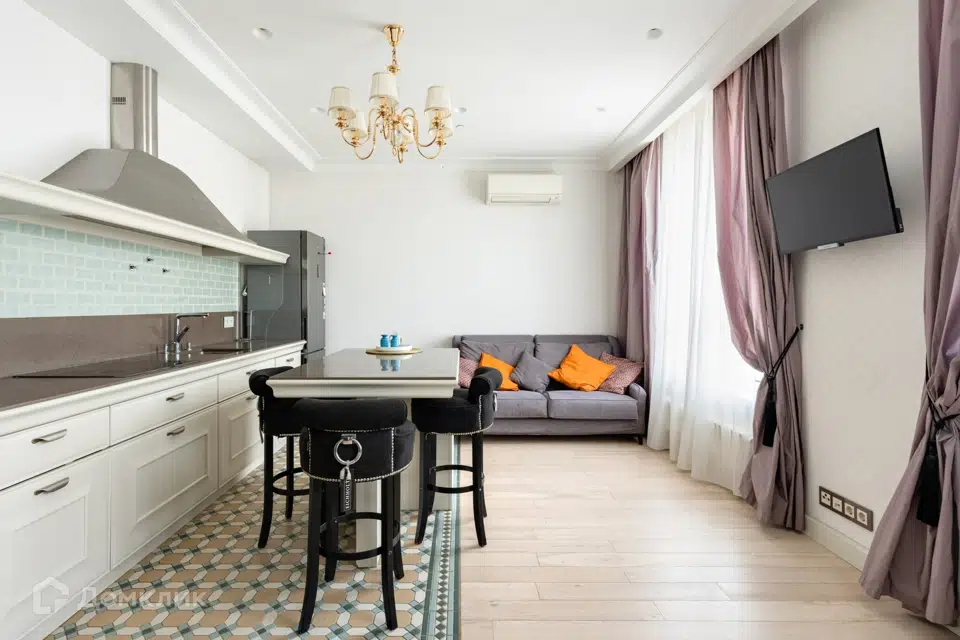Продаётся 2-комнатная квартира, 53 м²