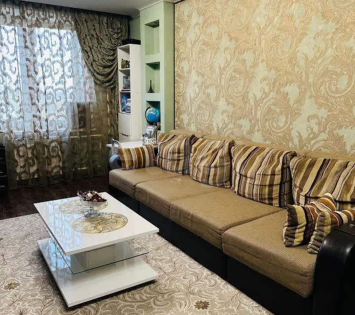 Продаётся 3-комнатная квартира, 65.3 м²