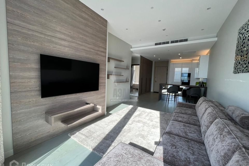 Сдаётся 1-комнатная квартира, 68 м²