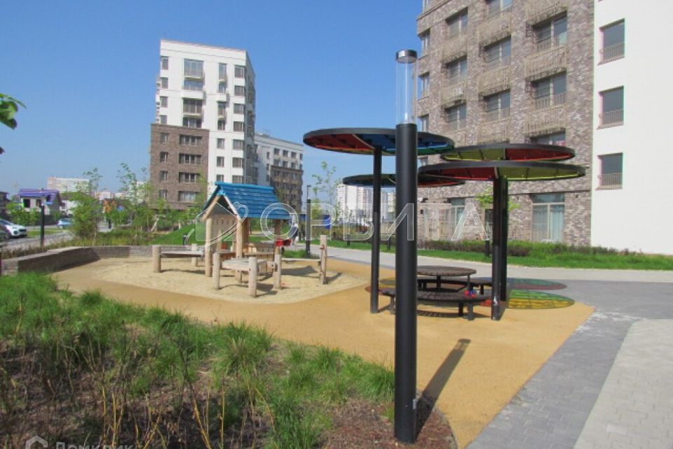 Продаётся 1-комнатная квартира, 43.7 м²
