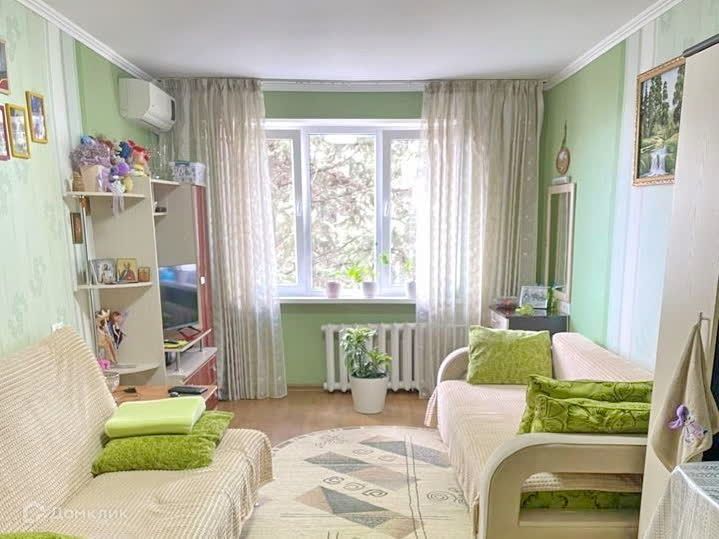 Продаётся комната в 1-комн. квартире, 18 м²