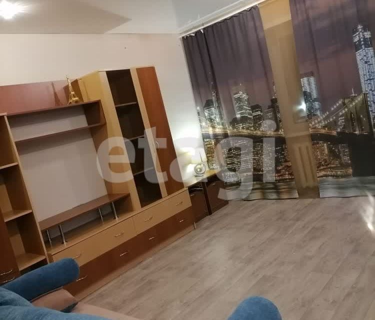 Сдаётся 2-комнатная квартира, 42.8 м²