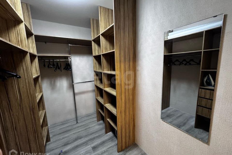 Продаётся 1-комнатная квартира, 58.5 м²