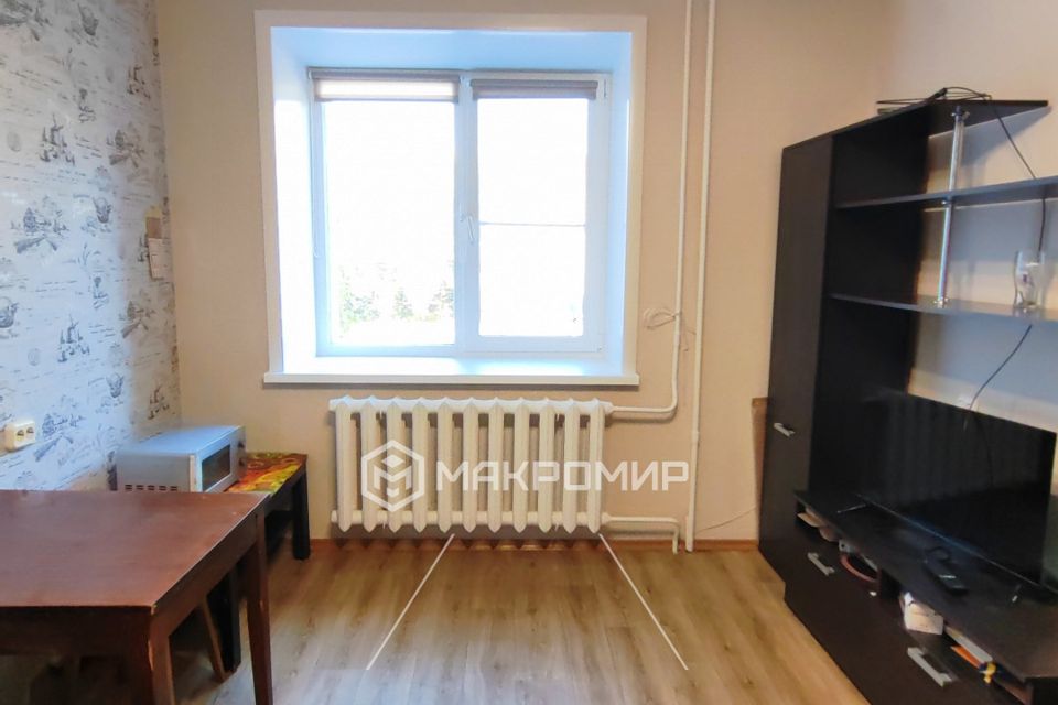 Продаётся комната в 5-комн. квартире, 14 м²