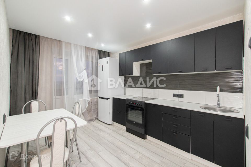 Сдаётся 1-комнатная квартира, 40 м²
