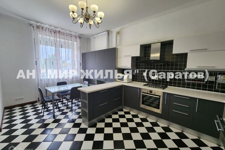 Сдаётся 3-комнатная квартира, 120 м²