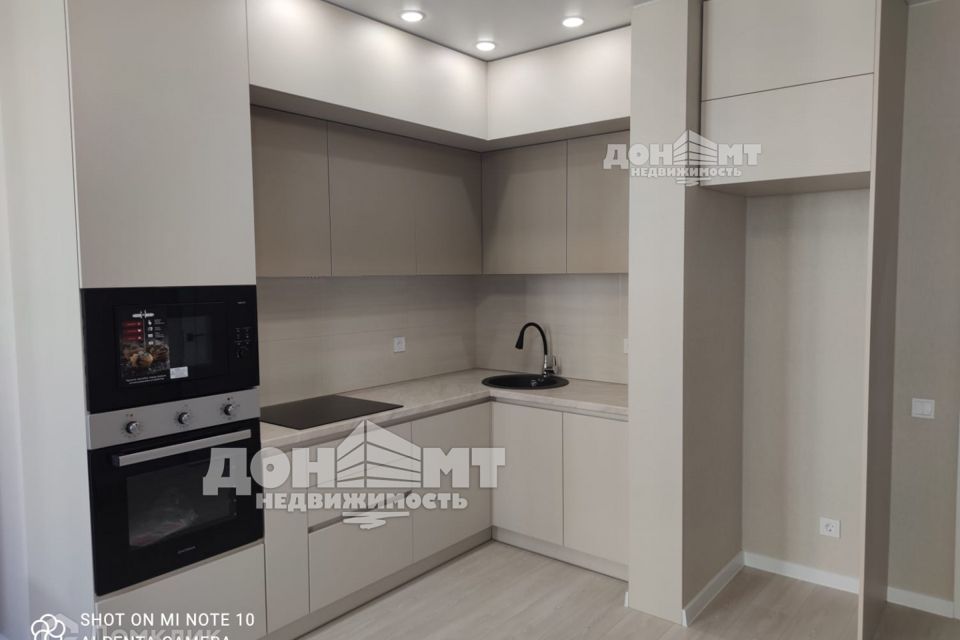 Продаётся 1-комнатная квартира, 42 м²