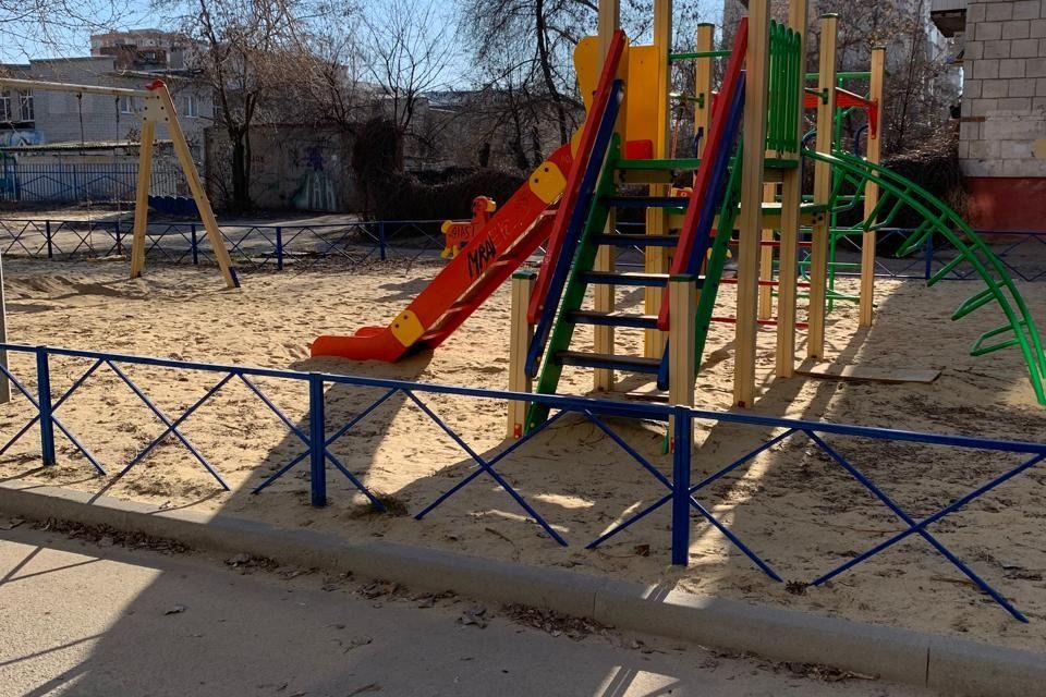 Продаётся 2-комнатная квартира, 42.8 м²