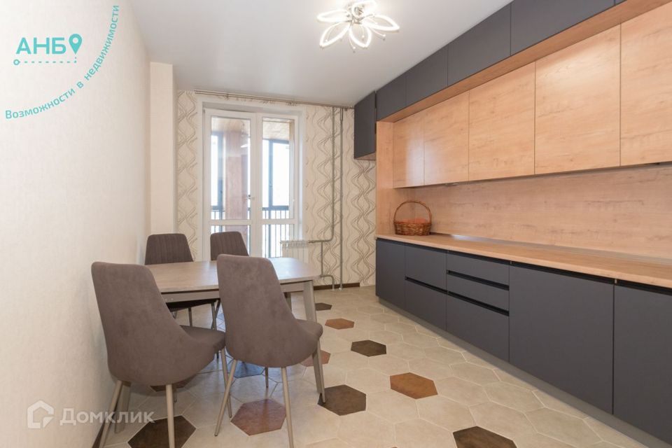 Продаётся 2-комнатная квартира, 80 м²