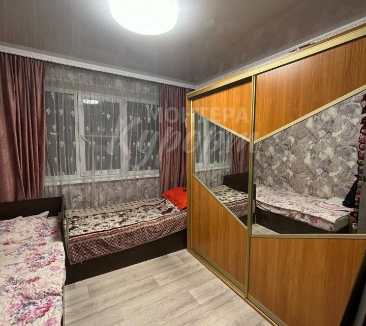 Продаётся 4-комнатная квартира, 60.9 м²