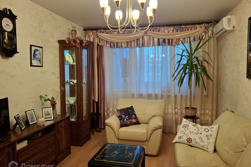 Продаётся 2-комнатная квартира, 58.7 м²