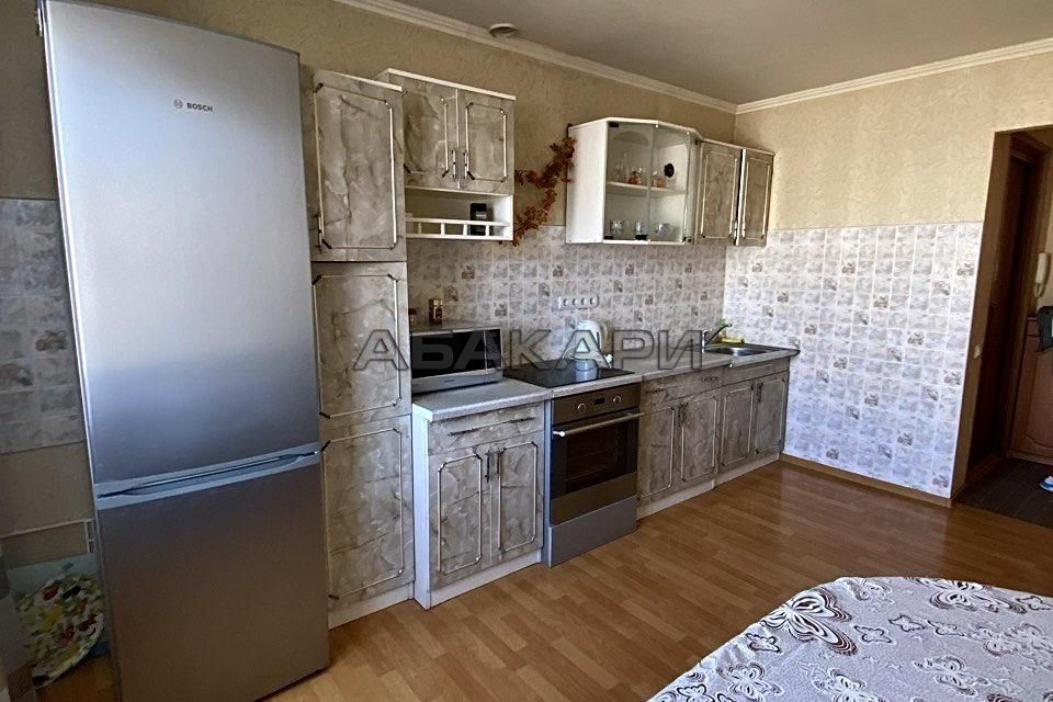 Сдаётся 4-комнатная квартира, 80 м²