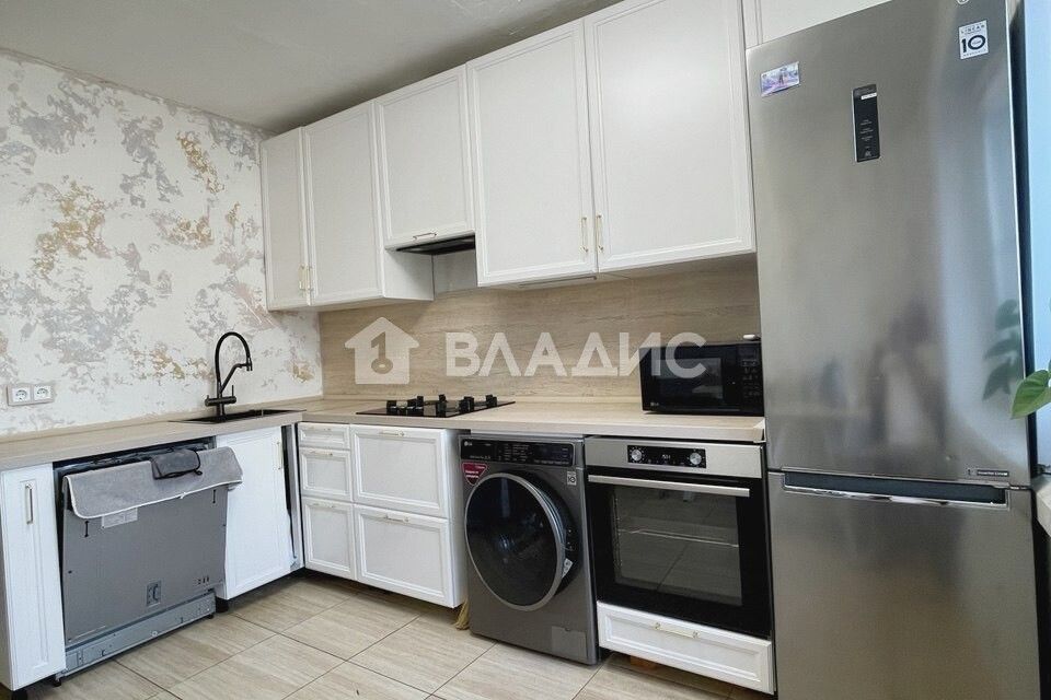 Продаётся 3-комнатная квартира, 81.2 м²