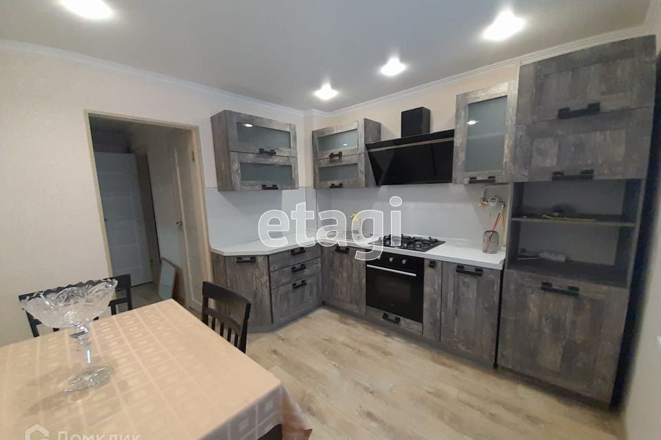 Продаётся 2-комнатная квартира, 51.5 м²