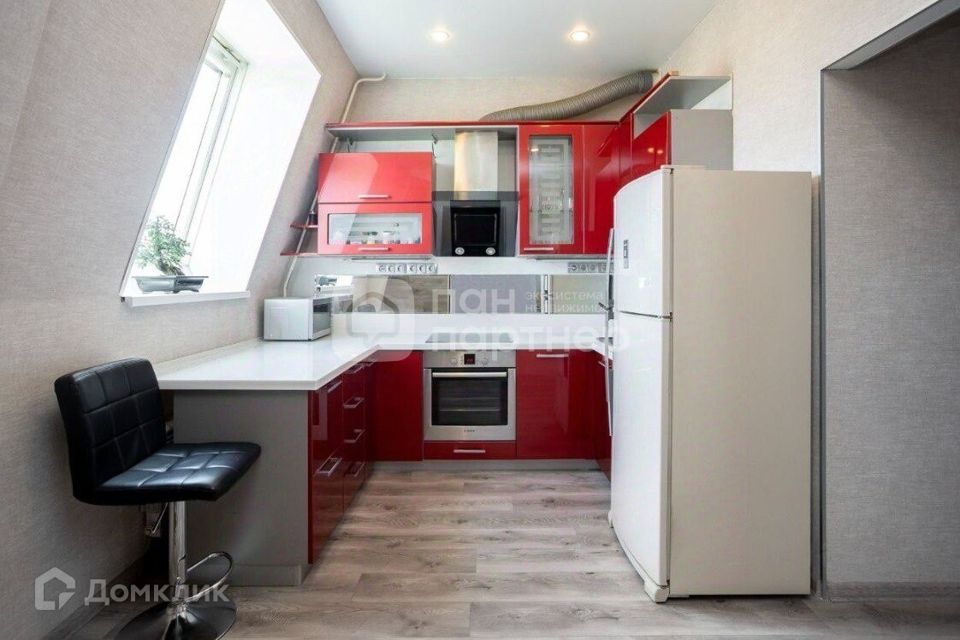 Продаётся 1-комнатная квартира, 53.8 м²