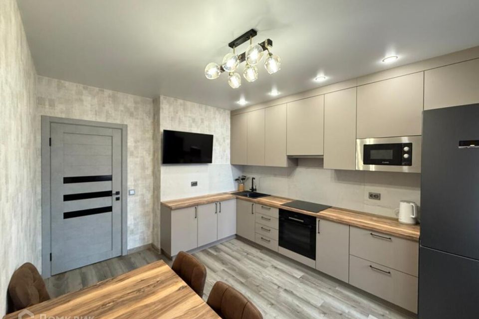 Продаётся 1-комнатная квартира, 40.4 м²