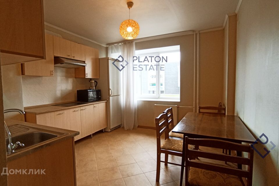 Продаётся 2-комнатная квартира, 65.5 м²