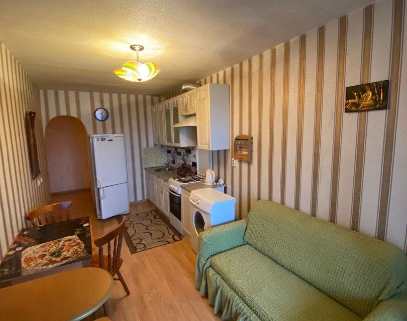 Продаётся 1-комнатная квартира, 43 м²