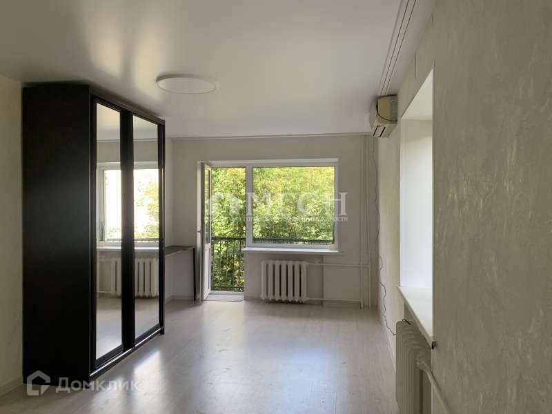 Продаётся 1-комнатная квартира, 32 м²