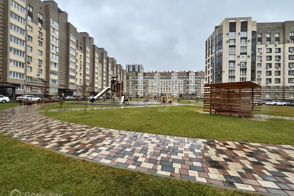 Продаётся 1-комнатная квартира, 40.6 м²